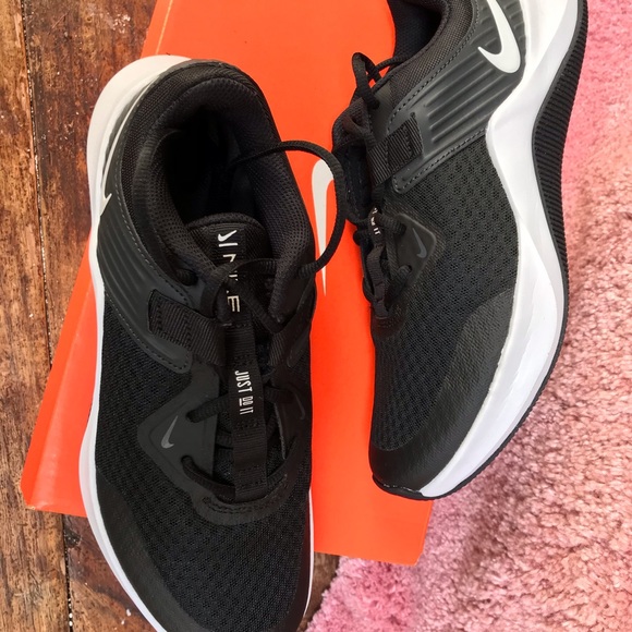 NIKE WMS MC TRAINER - Picture 11 of 13